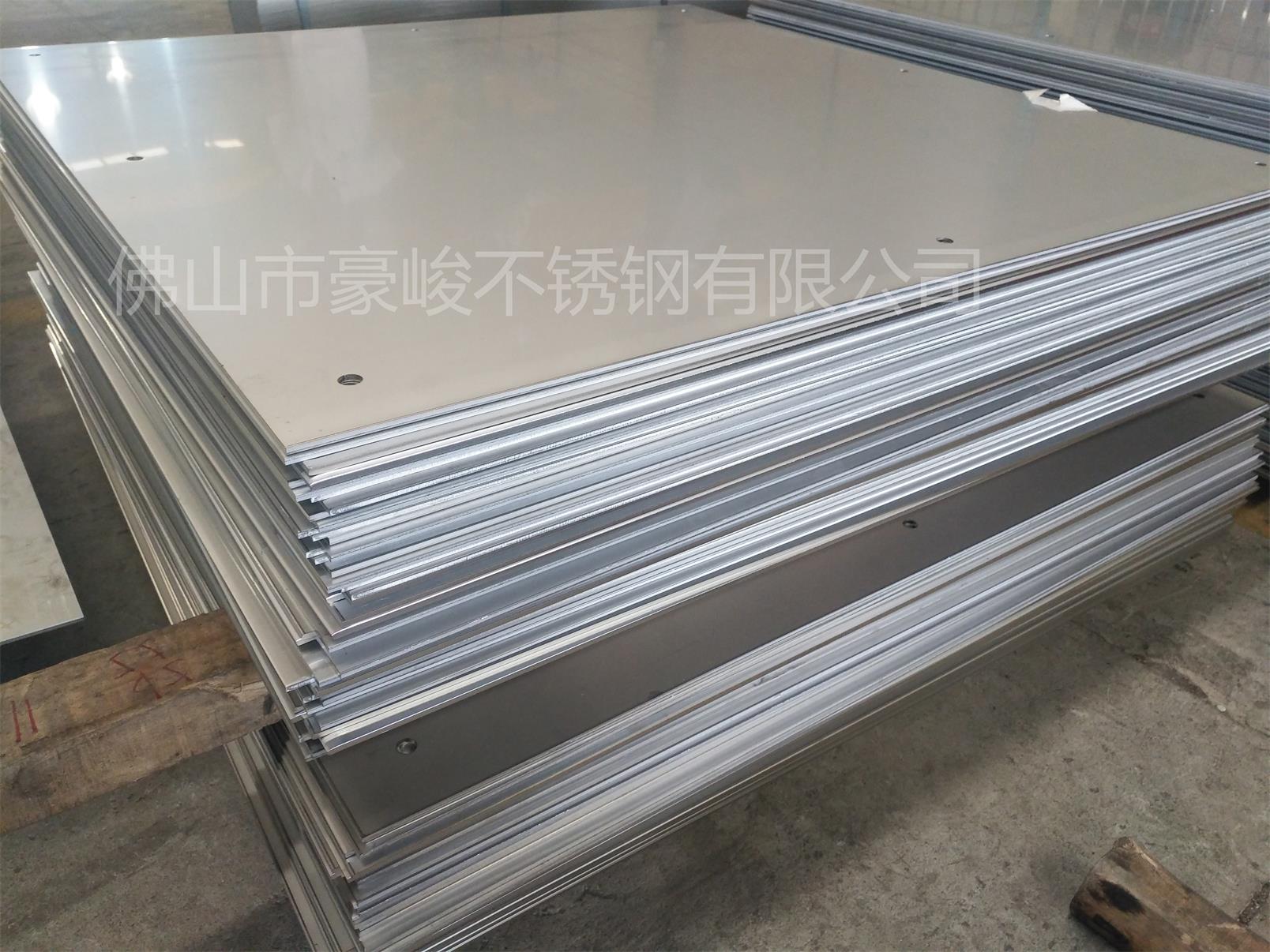 廣東豪峻中厚板激光切割加工，品質(zhì)優(yōu)越