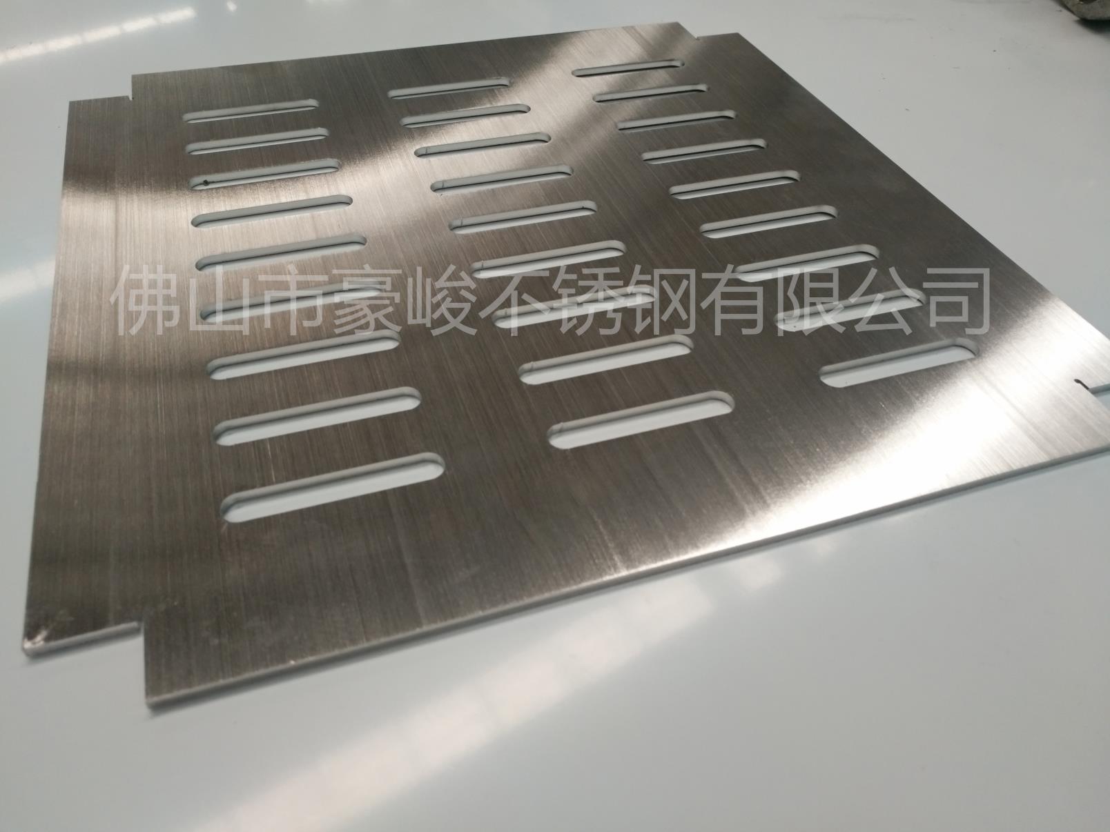 佛山豪峻花紋板激光切割加工來(lái)圖定制廠家