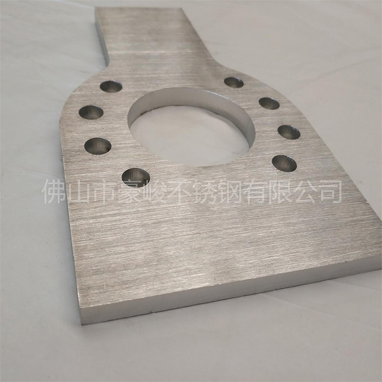 中厚板激光切割加工