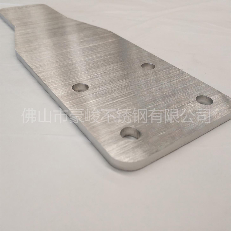 熱鍍鋅鐵板切割加工 熱鍍鋅鐵板切割加工