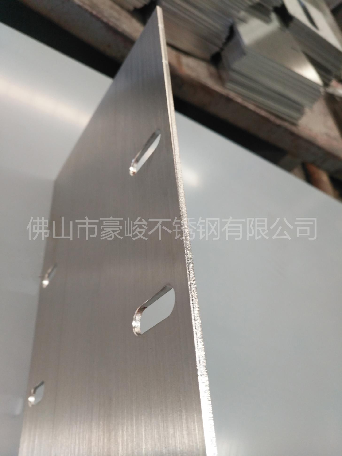 熱鍍鋅鐵板切割加工 熱鍍鋅鐵板切割加工